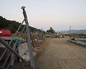 富山県　牛舎扉